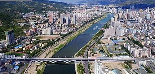 探索17C免费版cad网站入口：设计师的便捷选择与行业现状