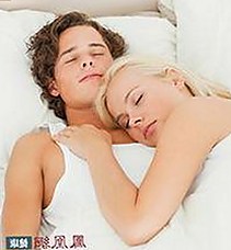 刘宇宁体验18+触摸互动游戏+黄油苹果免费版，乐趣无穷